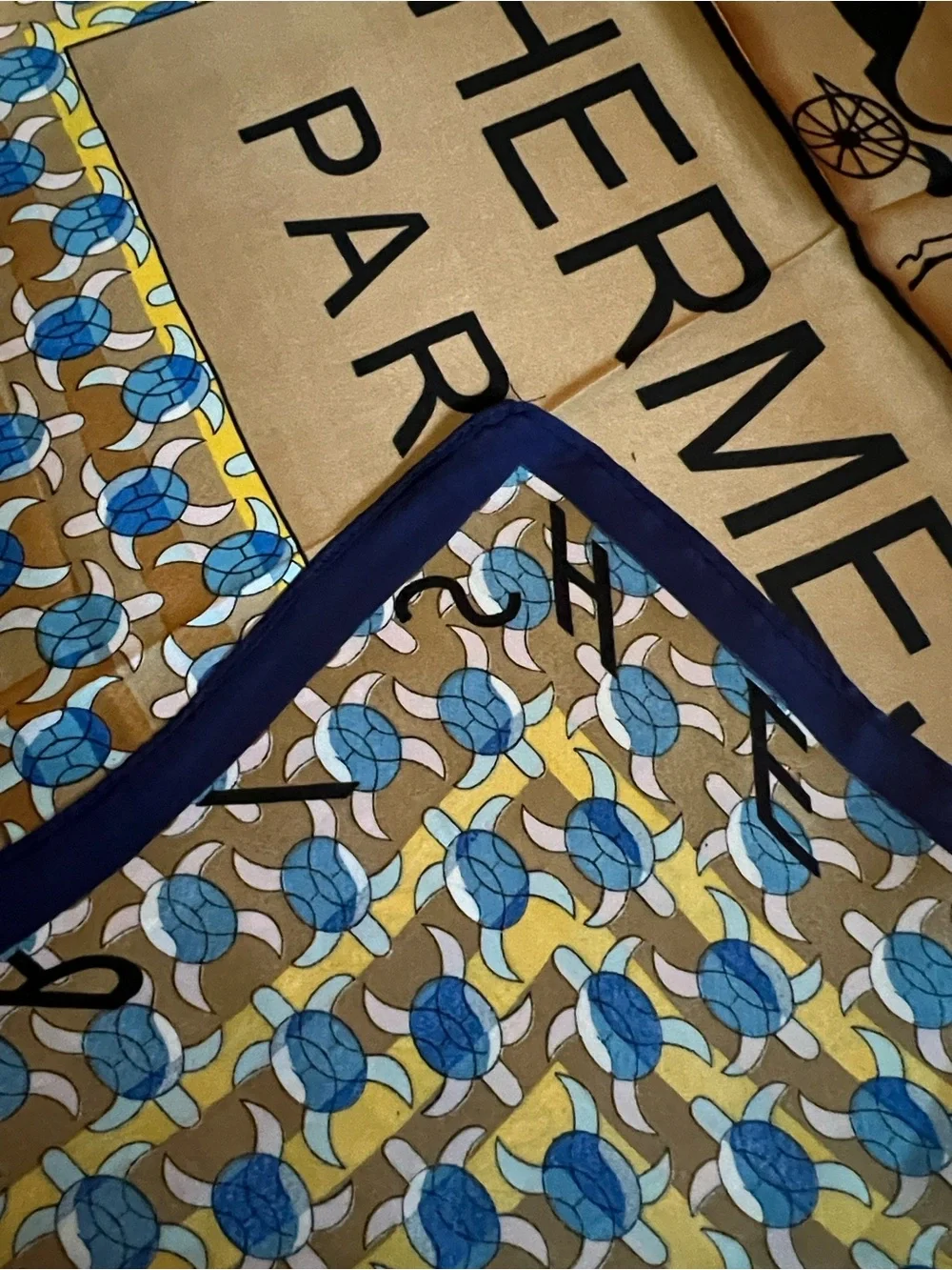 Hermès Yellow, Blue Scarf with Carriage Motif turtles 100% silk w/box bag tags